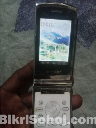 Sharp folding phone